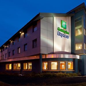 Holiday Inn Express Dunfermline By Ihg